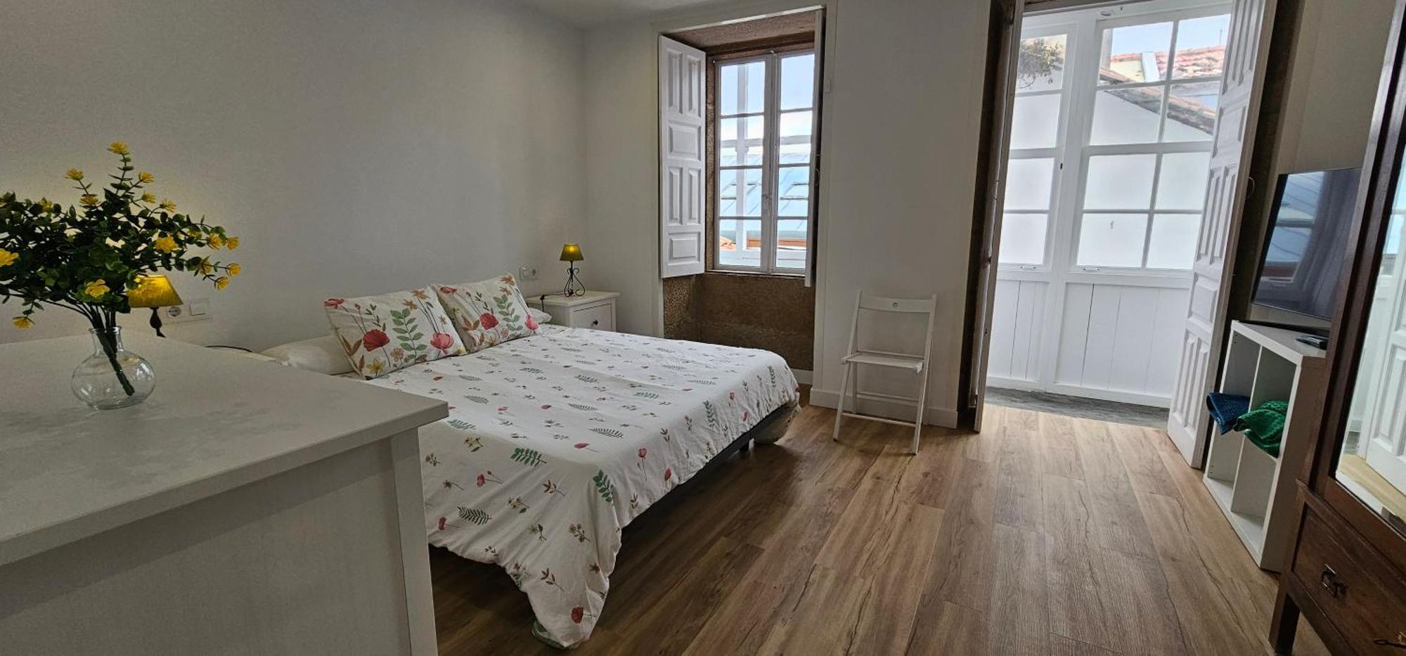 Apartamentos En El Centro - Plaza De Amboage - Wifi フェロル エクステリア 写真