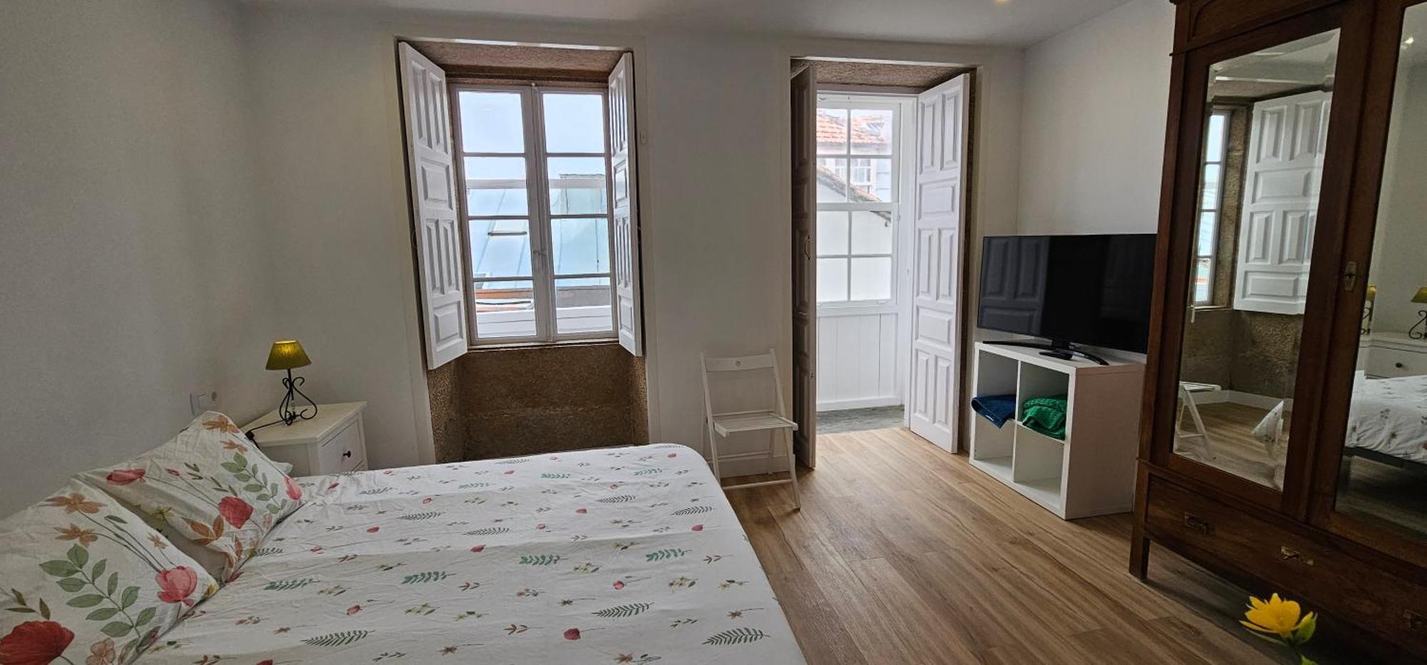 Apartamentos En El Centro - Plaza De Amboage - Wifi フェロル エクステリア 写真