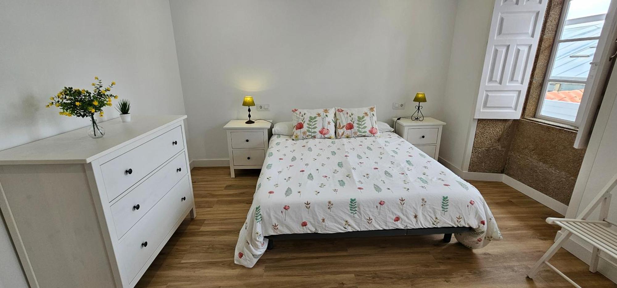 Apartamentos En El Centro - Plaza De Amboage - Wifi フェロル エクステリア 写真